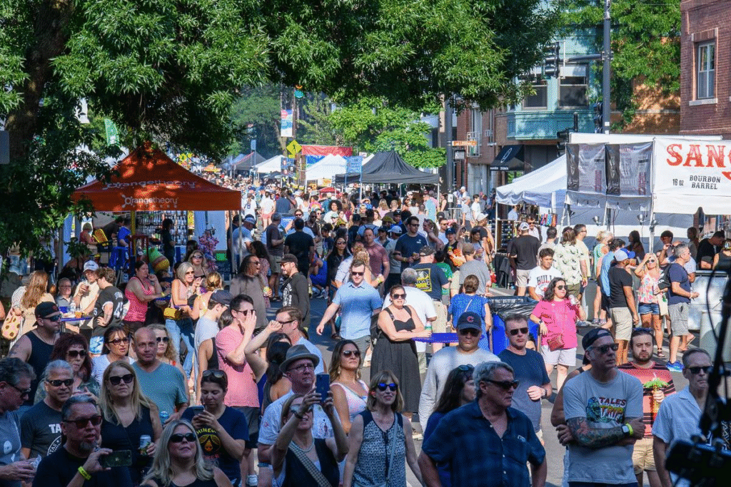 Chicago’s Biggest Burger Festival Returns: Roscoe Village Burger Fest 2025